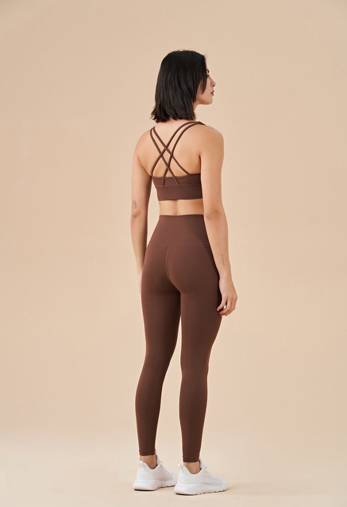 Naked and sexy back yoga bra - Image 2